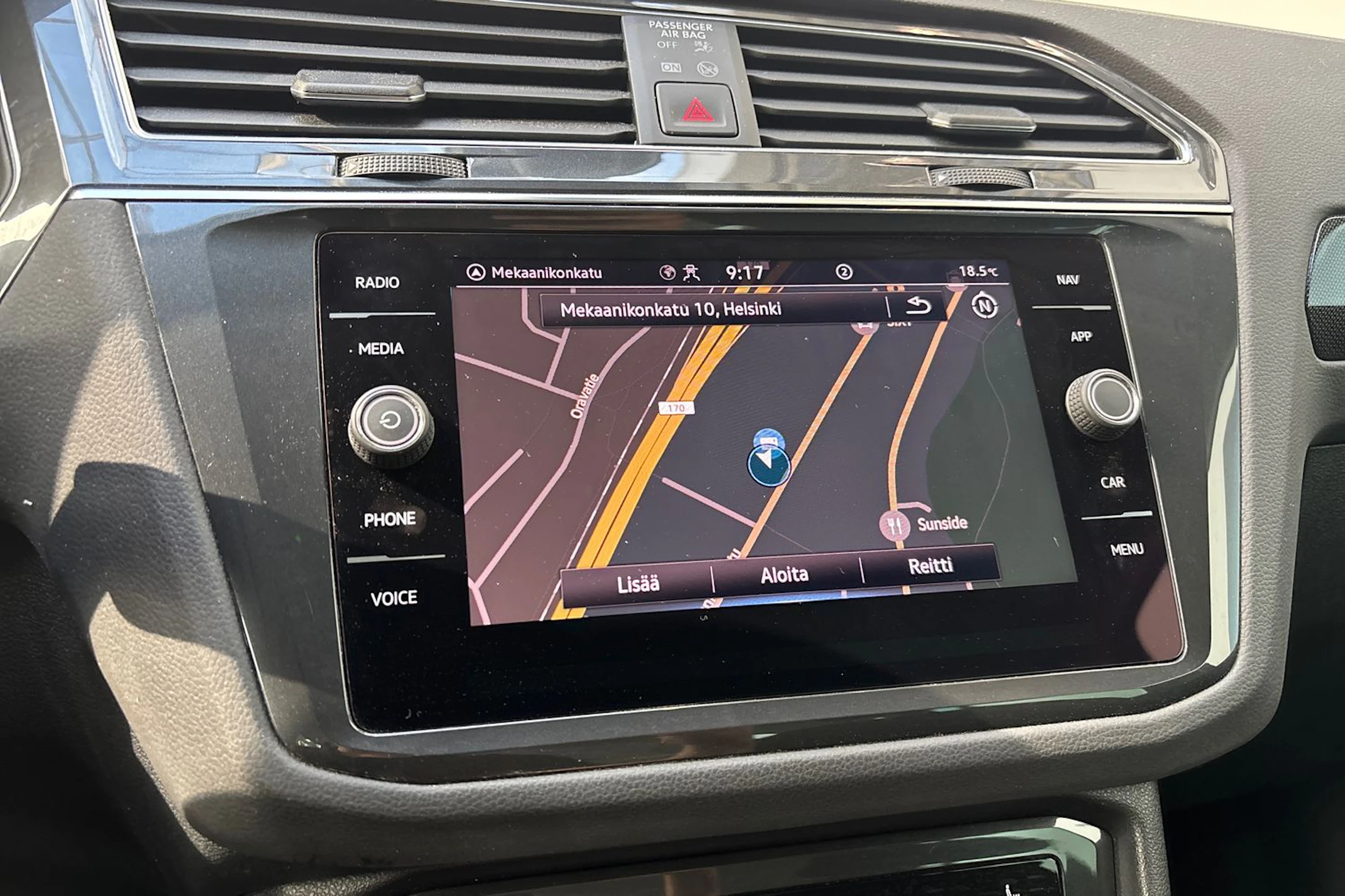 Harmaa Volkswagen Tiguan 2021 kuva 22.