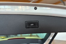 valkoinen Volkswagen Tiguan 2021 kuva 17.