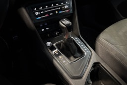 valkoinen Volkswagen Tiguan 2021 kuva 23.