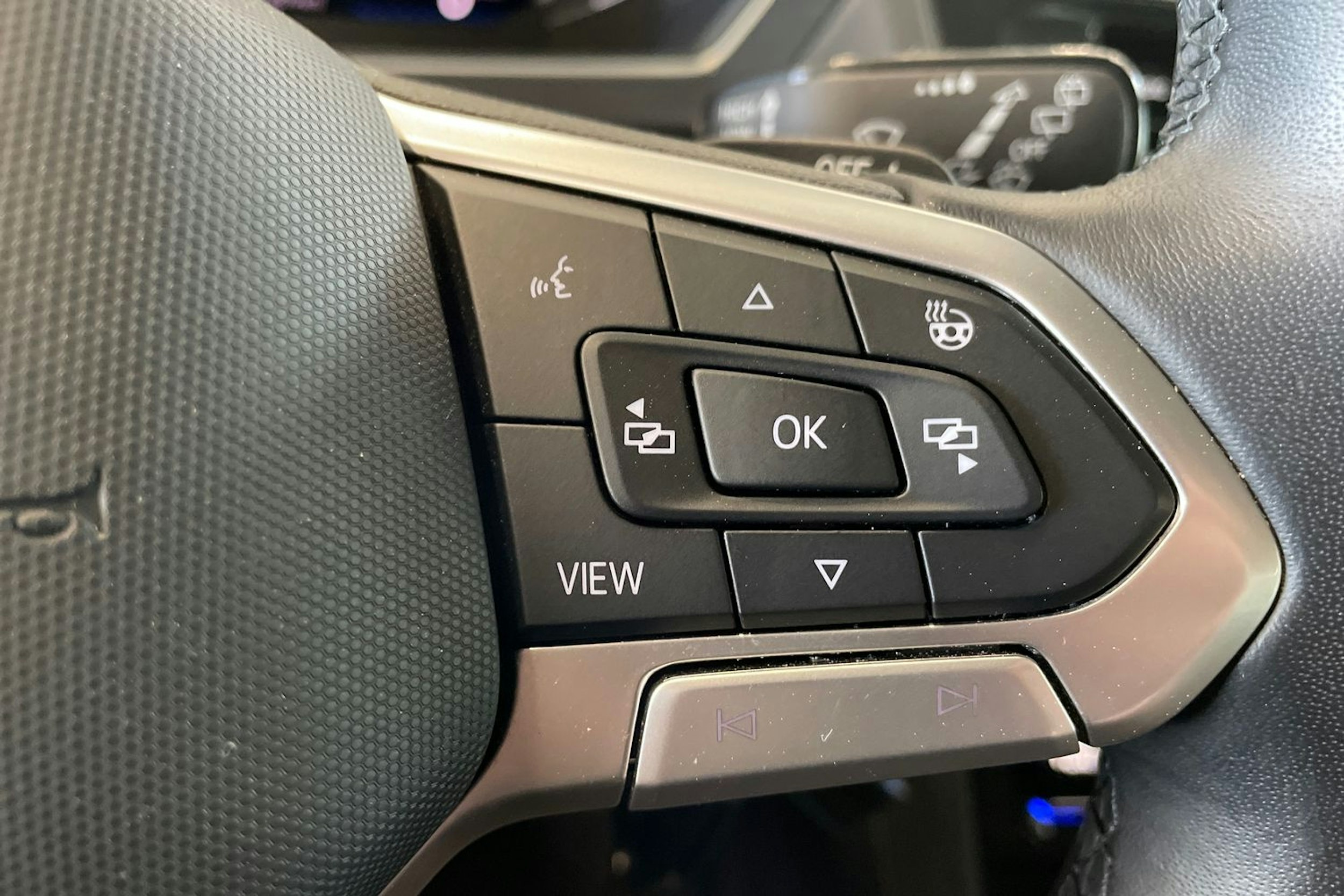 sininen Volkswagen Tiguan 2021 kuva 17.