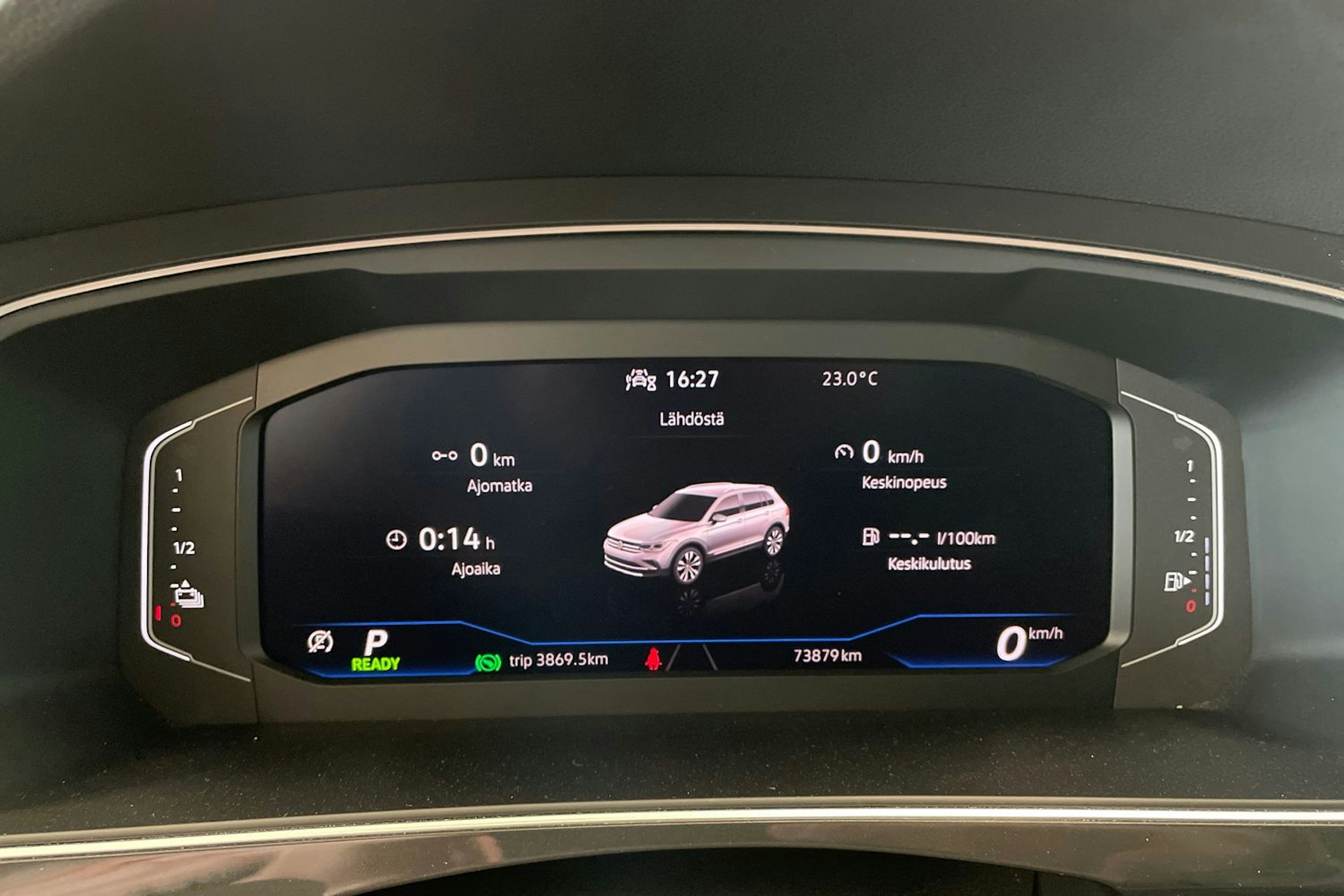 sininen Volkswagen Tiguan 2021 kuva 20.