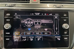sininen Volkswagen Tiguan 2021 kuva 29.