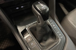 sininen Volkswagen Tiguan 2021 kuva 33.