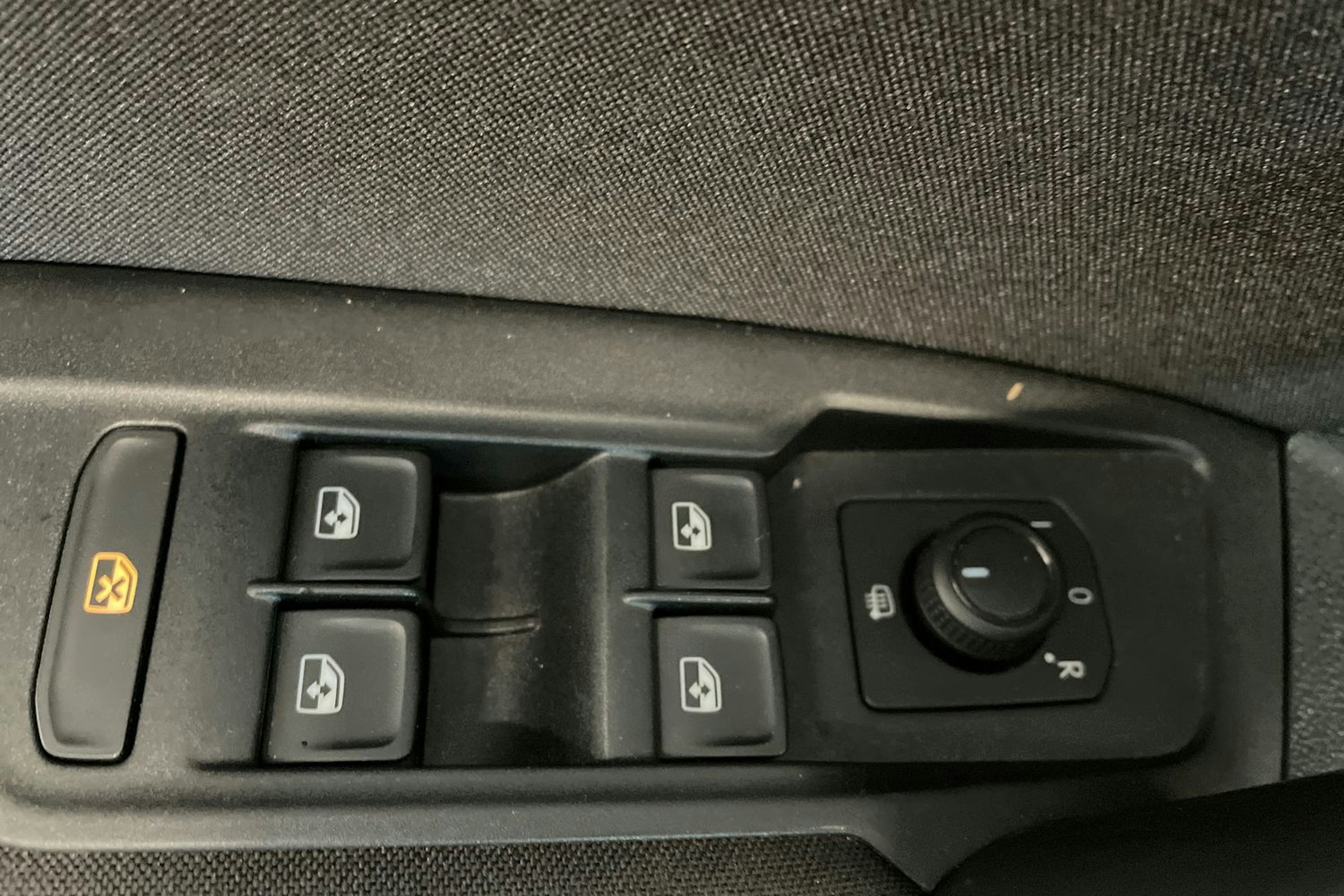 sininen Volkswagen Tiguan 2021 kuva 34.