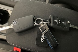 sininen Volkswagen Tiguan 2021 kuva 37.