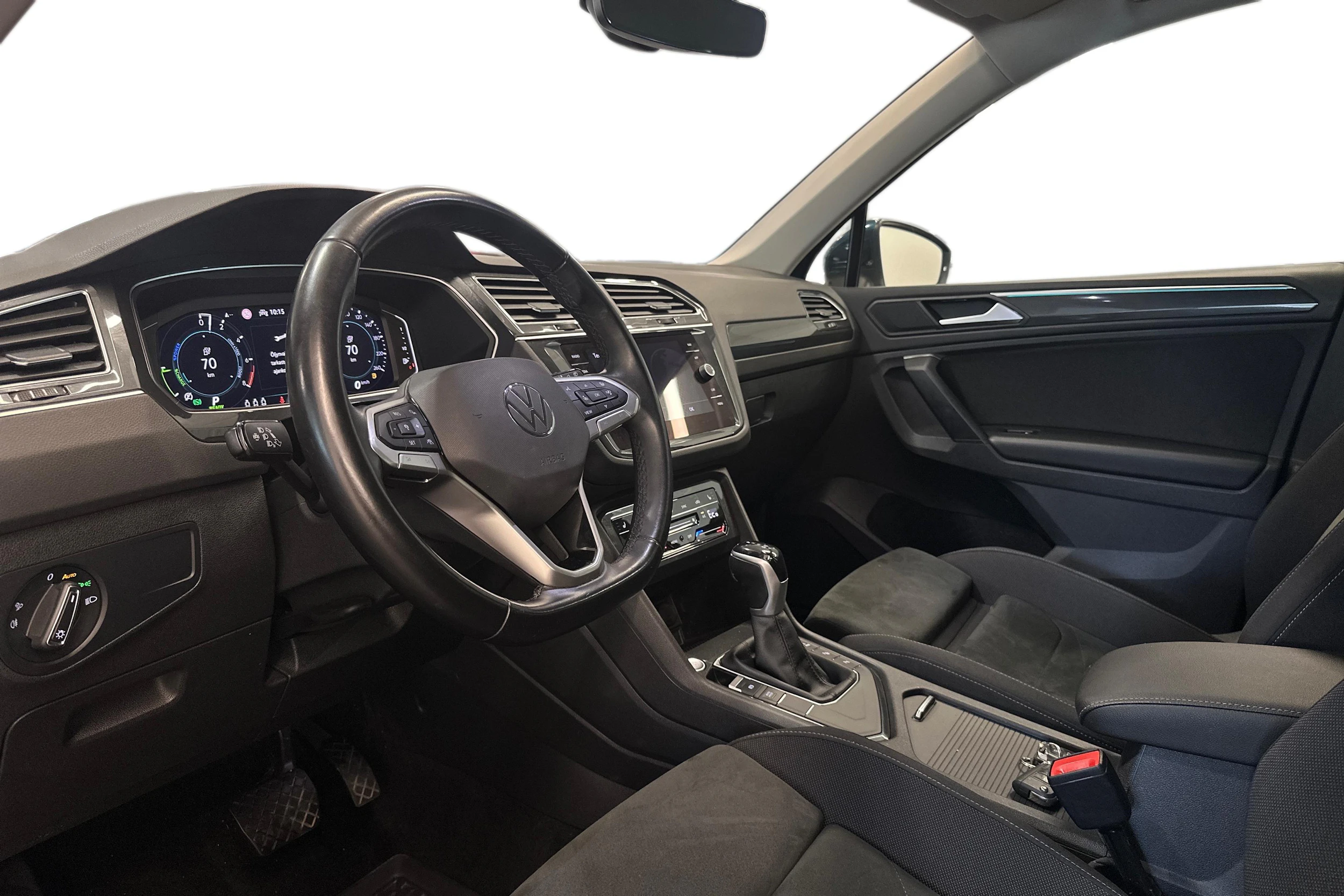 sininen Volkswagen Tiguan 2021 kuva 6.