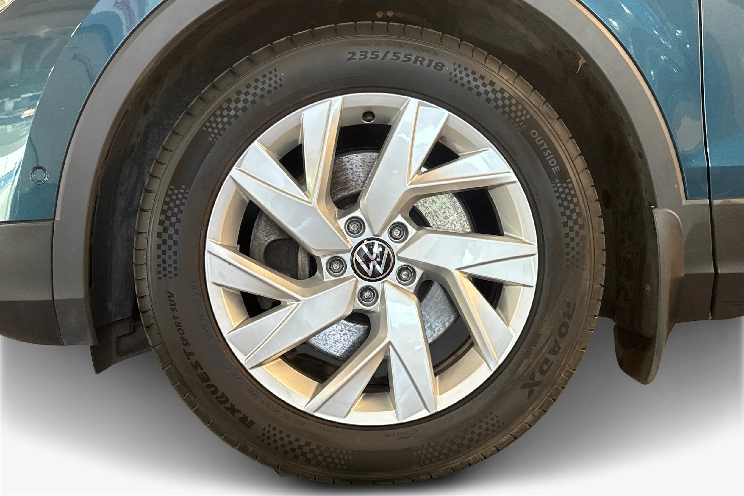 sininen Volkswagen Tiguan 2021 kuva 9.