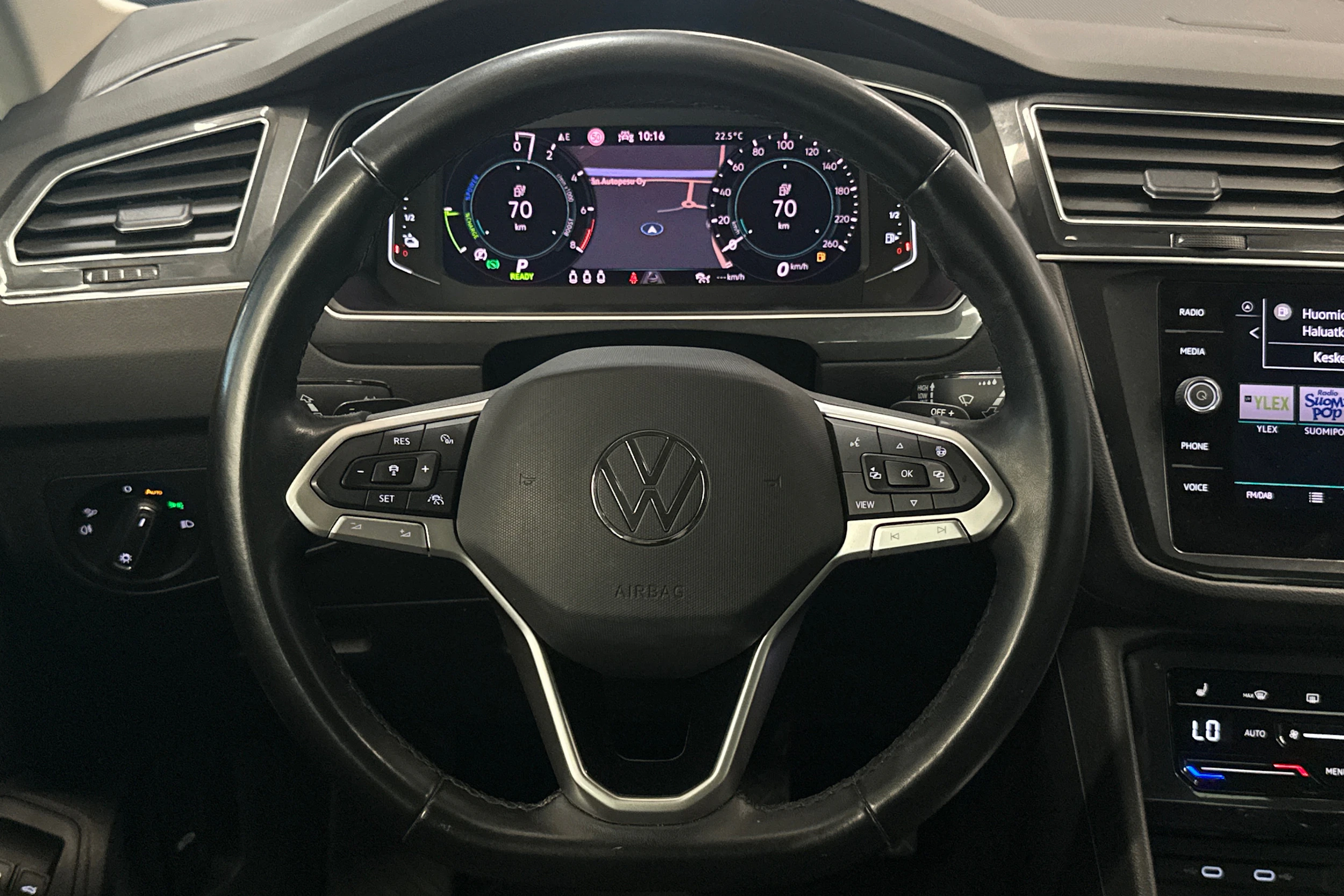 sininen Volkswagen Tiguan 2021 kuva 11.