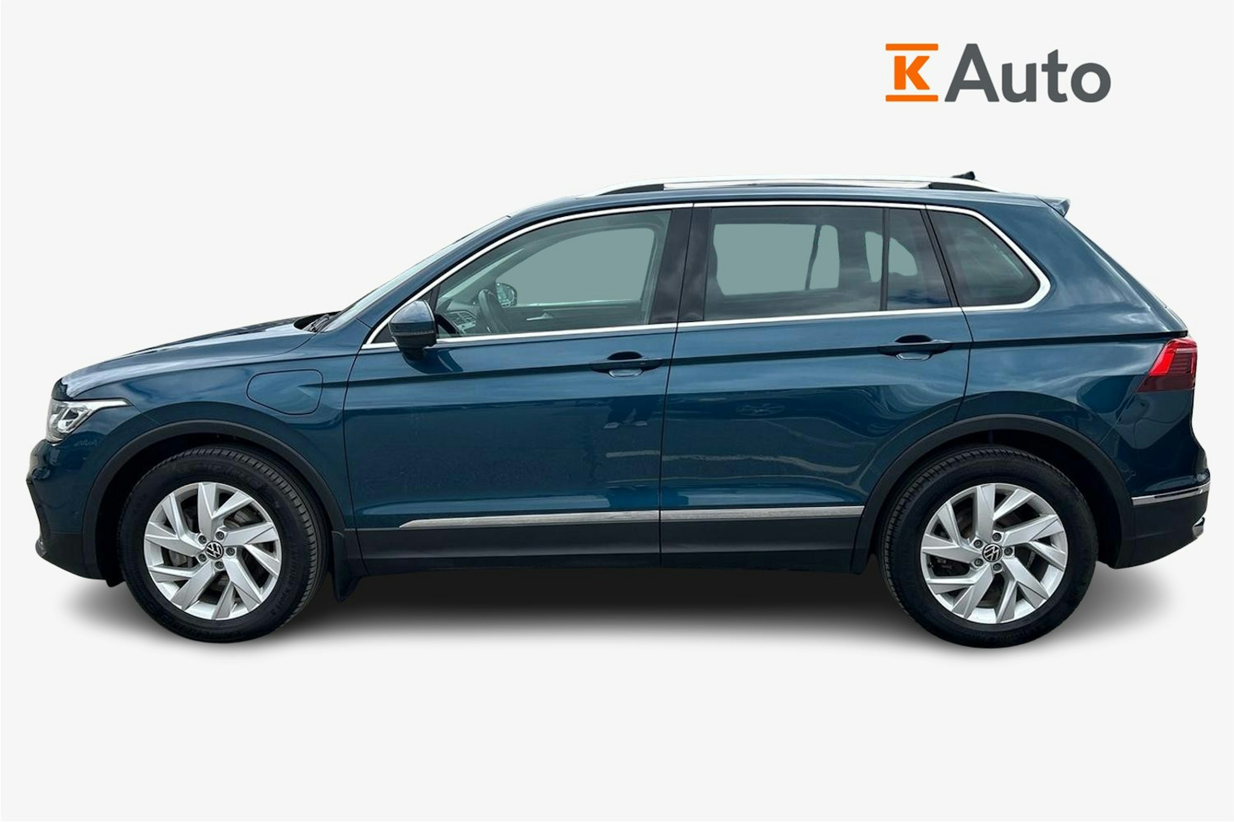 Sininen Volkswagen Tiguan 2021 kuva 6.