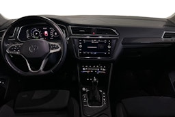 Sininen Volkswagen Tiguan 2021 kuva 9.