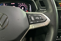 Sininen Volkswagen Tiguan 2021 kuva 19.