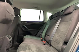 sininen Volkswagen Tiguan 2021 kuva 8.