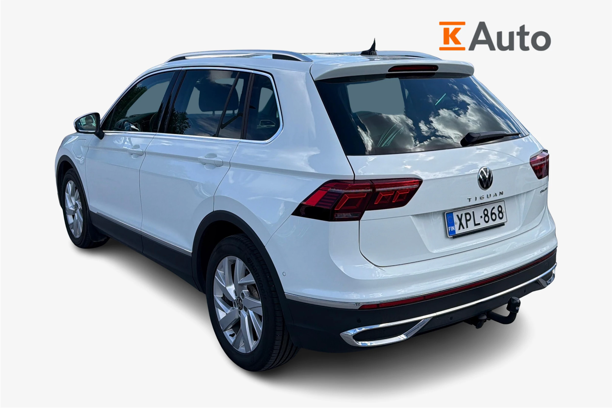 valkoinen Volkswagen Tiguan 2021 kuva 2.