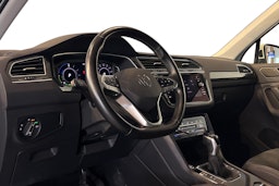 valkoinen Volkswagen Tiguan 2021 kuva 7.