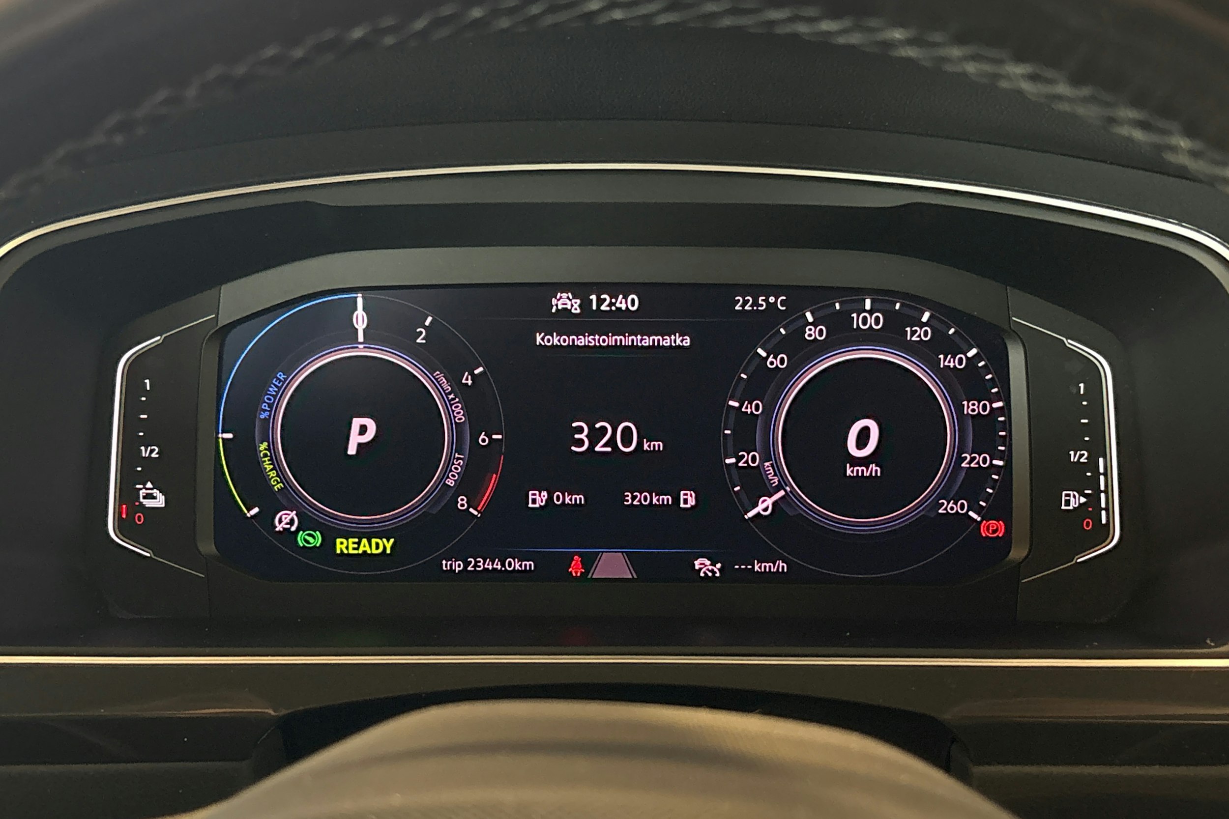 valkoinen Volkswagen Tiguan 2021 kuva 16.