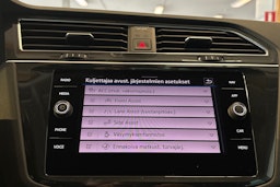 valkoinen Volkswagen Tiguan 2021 kuva 23.