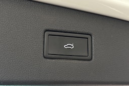 valkoinen Volkswagen Tiguan 2021 kuva 27.