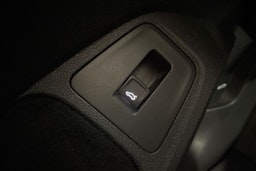 harmaa Volkswagen Tiguan 2021 kuva 20.