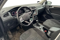 musta Volkswagen Tiguan 2021 kuva 3.