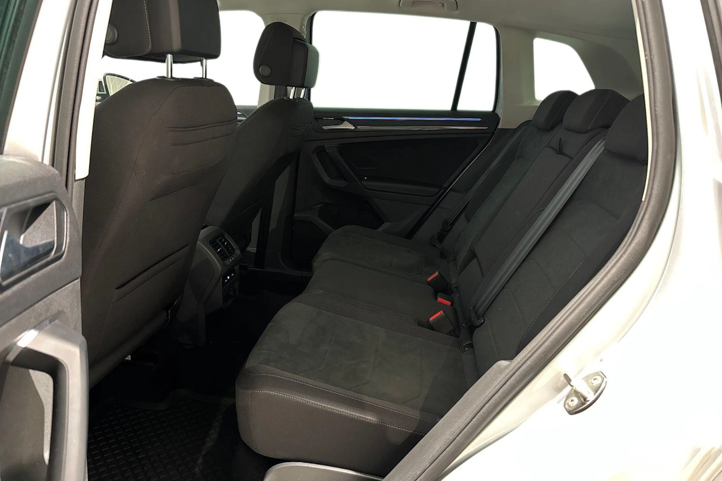 hopea Volkswagen Tiguan 2021 kuva 11.