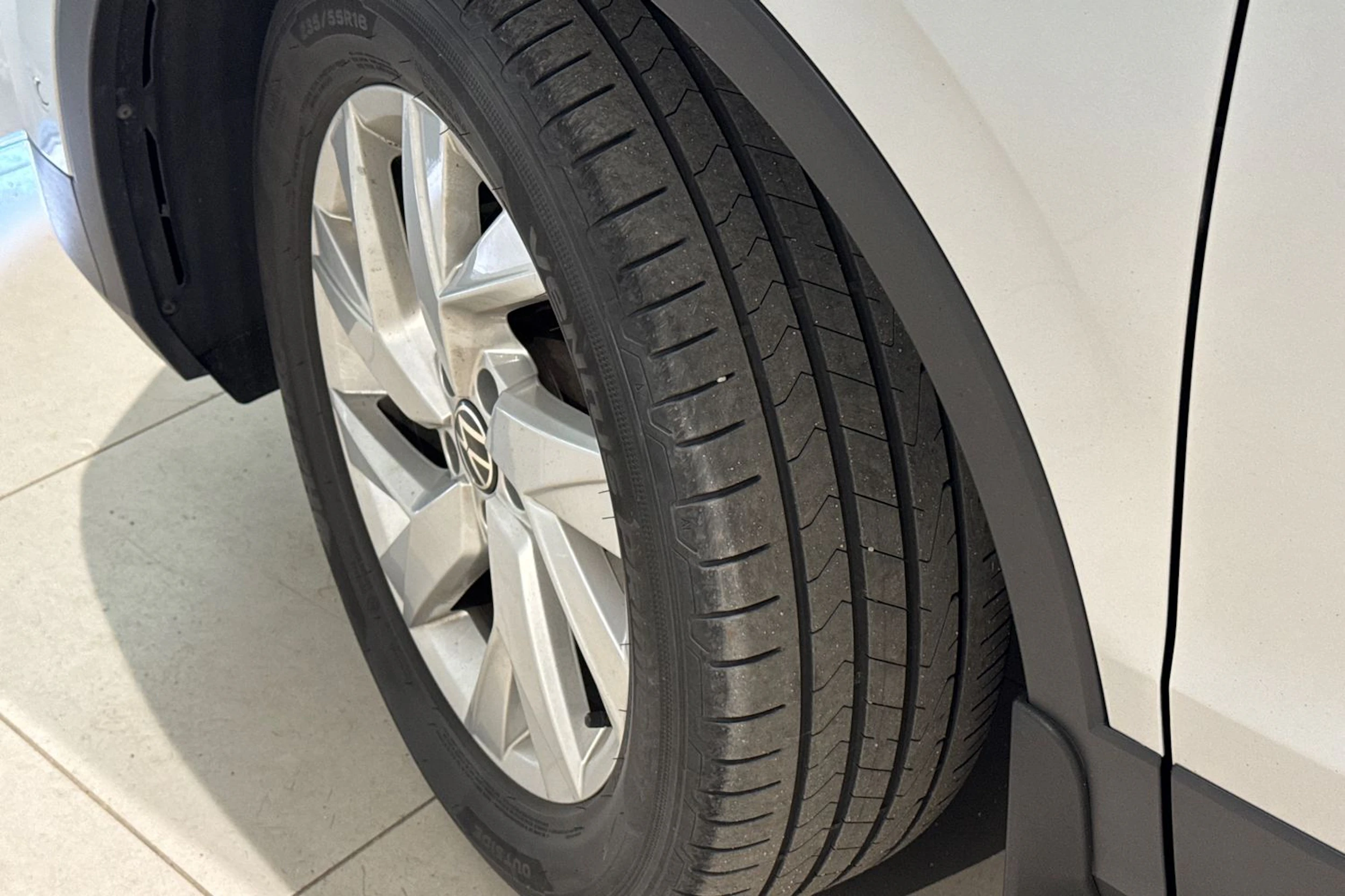 hopea Volkswagen Tiguan 2021 kuva 13.