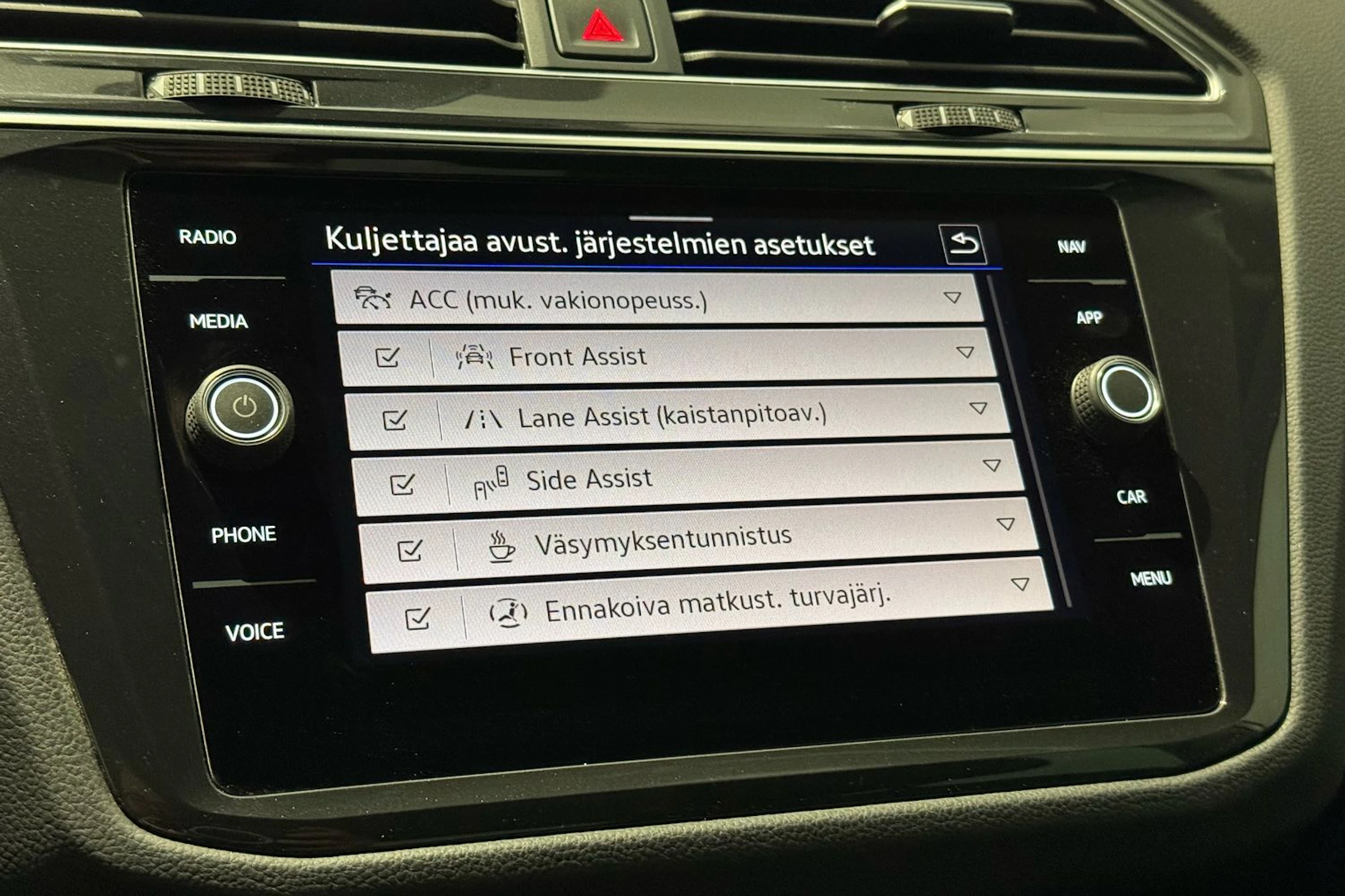 hopea Volkswagen Tiguan 2021 kuva 27.