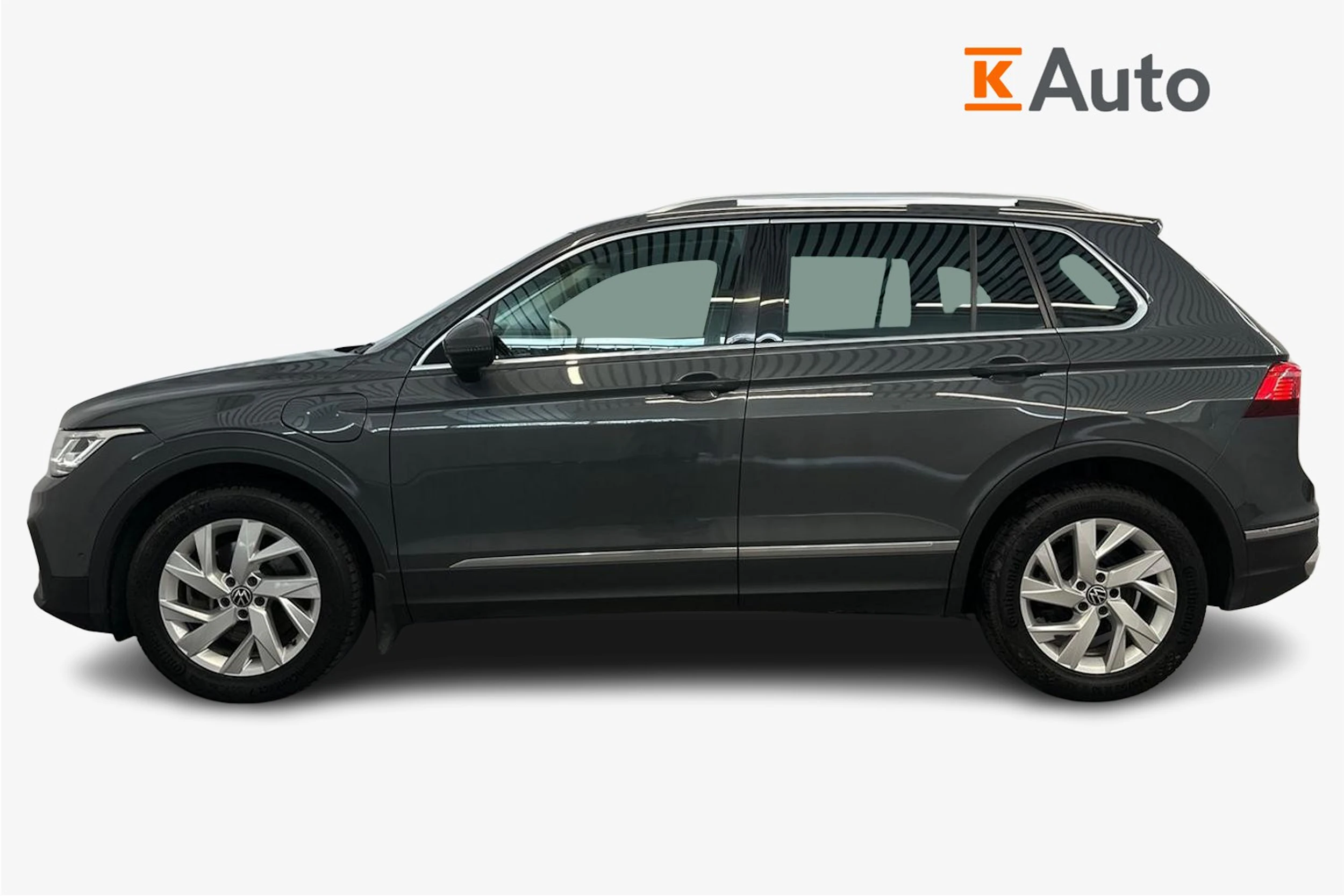harmaa Volkswagen Tiguan 2021 kuva 5.