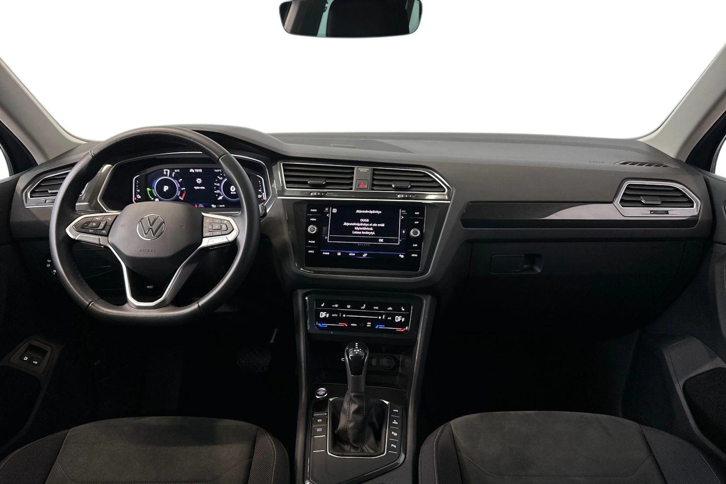 harmaa Volkswagen Tiguan 2021 kuva 9.