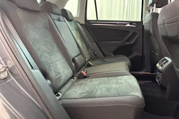 harmaa Volkswagen Tiguan 2021 kuva 10.