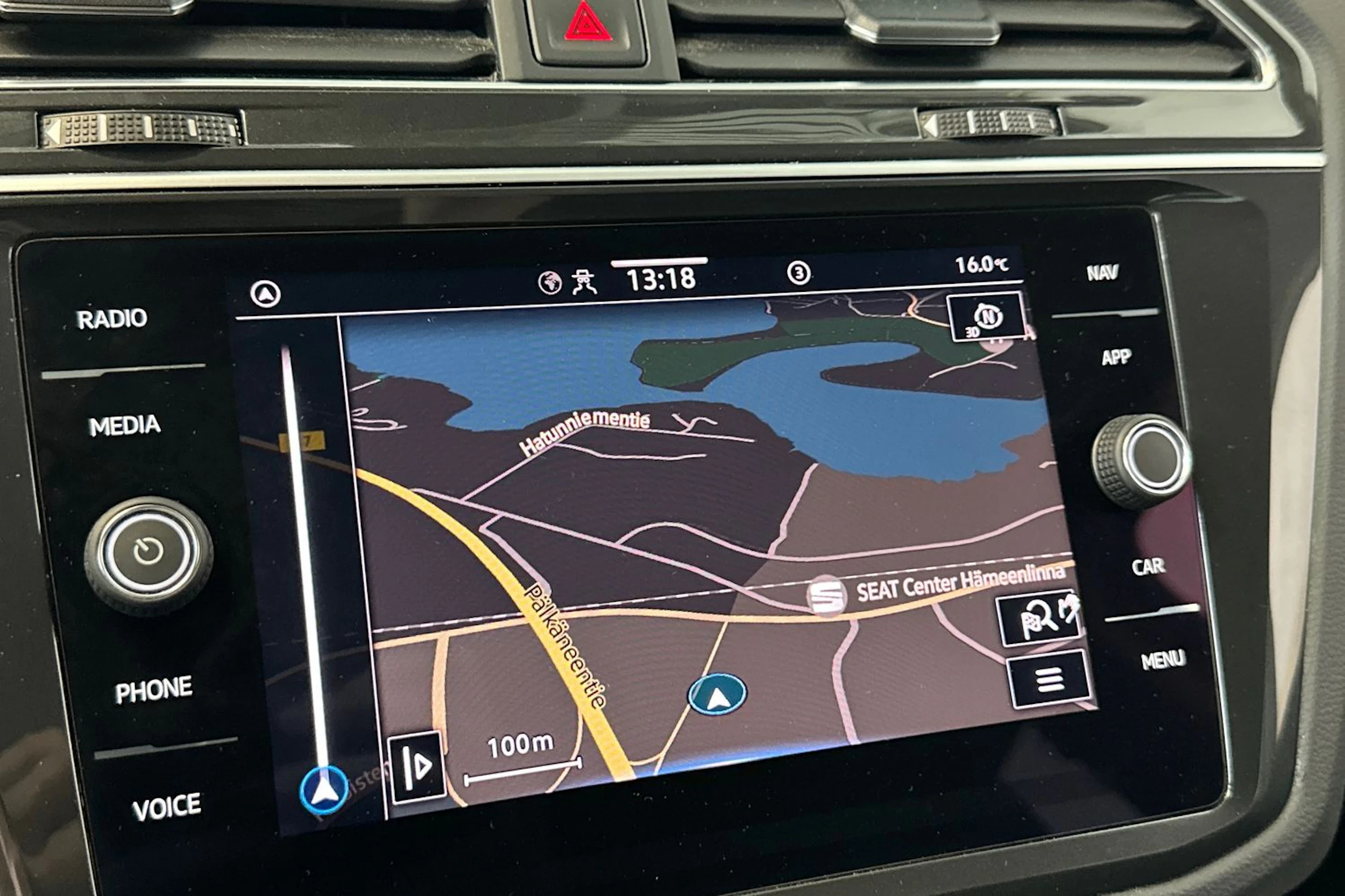 harmaa Volkswagen Tiguan 2021 kuva 24.