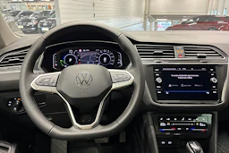 valkoinen Volkswagen Tiguan 2021 kuva 11.