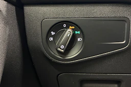 valkoinen Volkswagen Tiguan 2021 kuva 15.