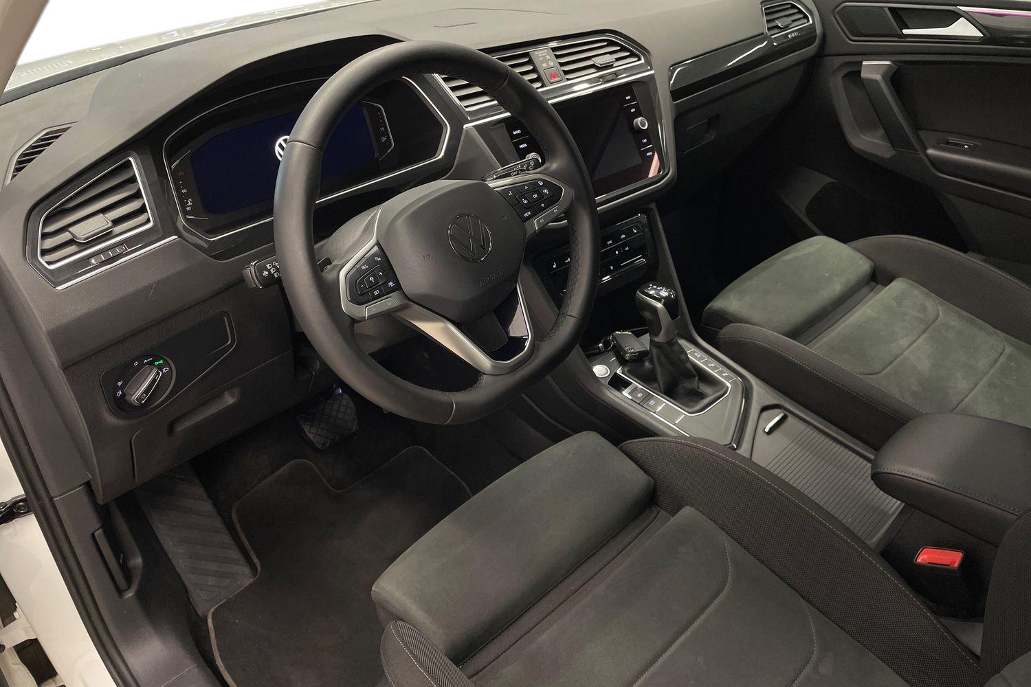 Volkswagen Tiguan 2021, photo 6/25