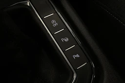 Valkoinen Volkswagen Tiguan 2021 kuva 17.