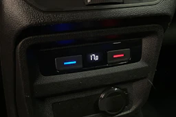 Valkoinen Volkswagen Tiguan 2021 kuva 22.