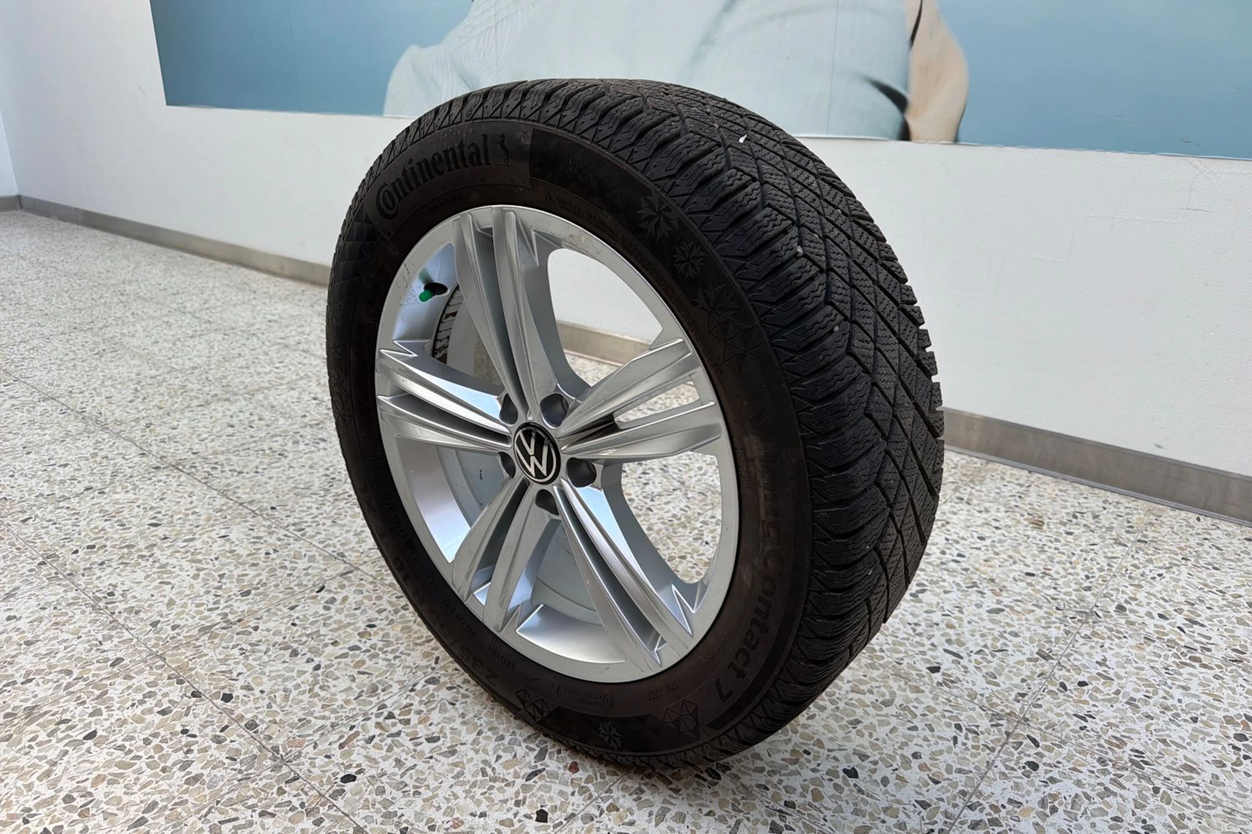 musta Volkswagen Tiguan 2021 kuva 10.