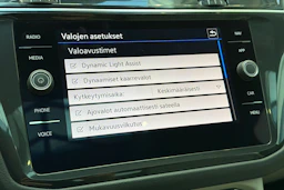 musta Volkswagen Tiguan 2021 kuva 20.