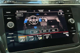 musta Volkswagen Tiguan 2021 kuva 26.