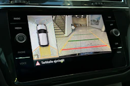 musta Volkswagen Tiguan 2021 kuva 28.