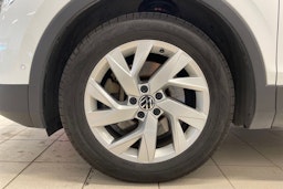 Valkoinen Volkswagen Tiguan 2021 kuva 11.