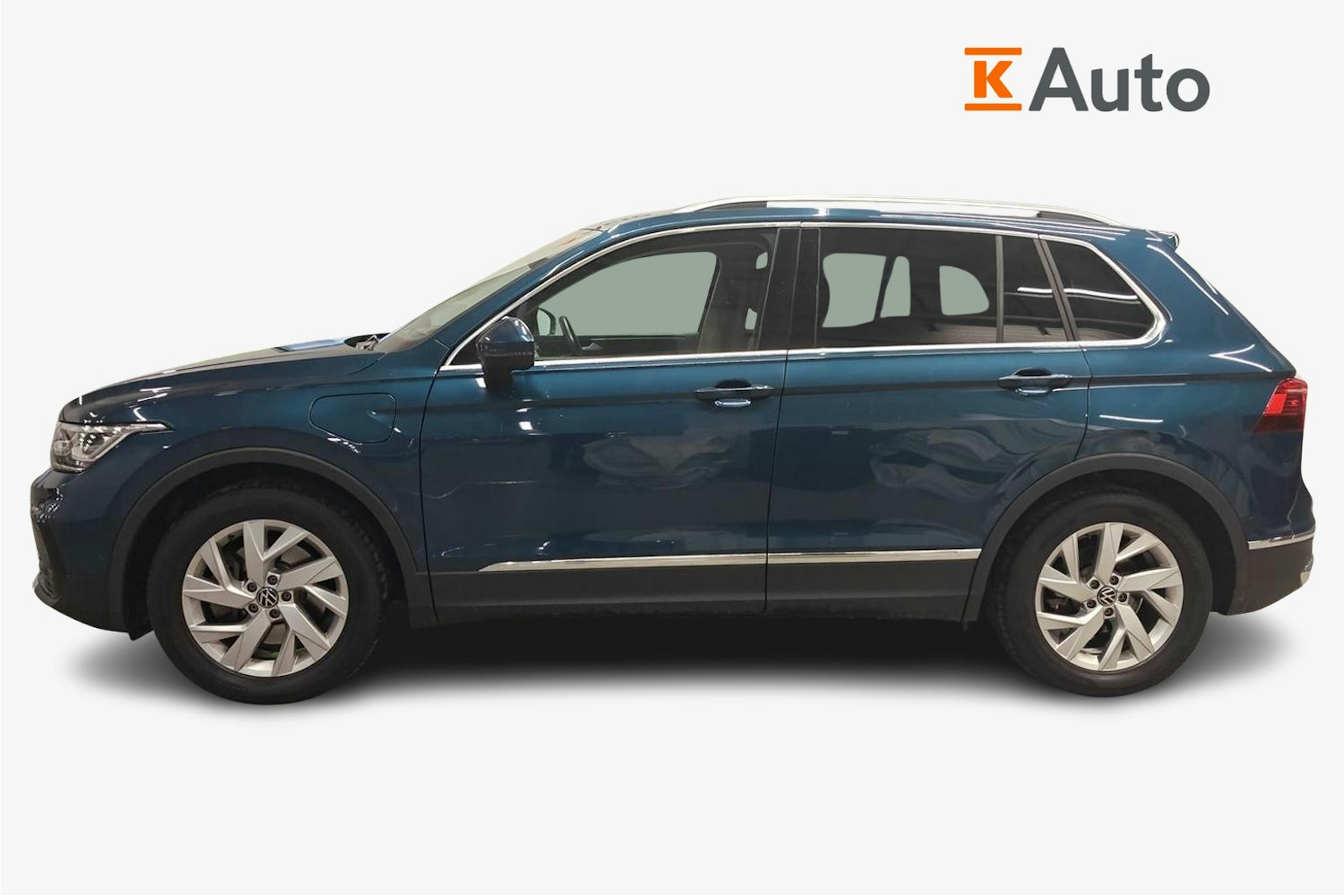 sininen Volkswagen Tiguan 2021 kuva 5.