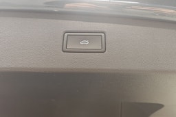 sininen Volkswagen Tiguan 2021 kuva 13.
