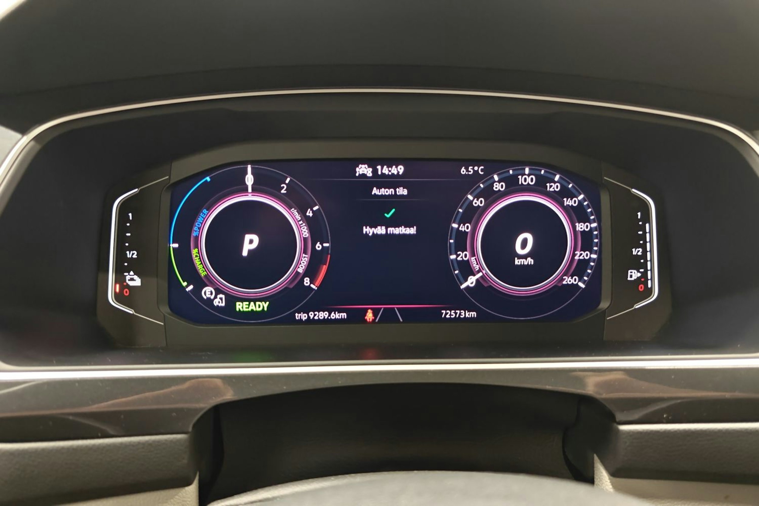 sininen Volkswagen Tiguan 2021 kuva 16.