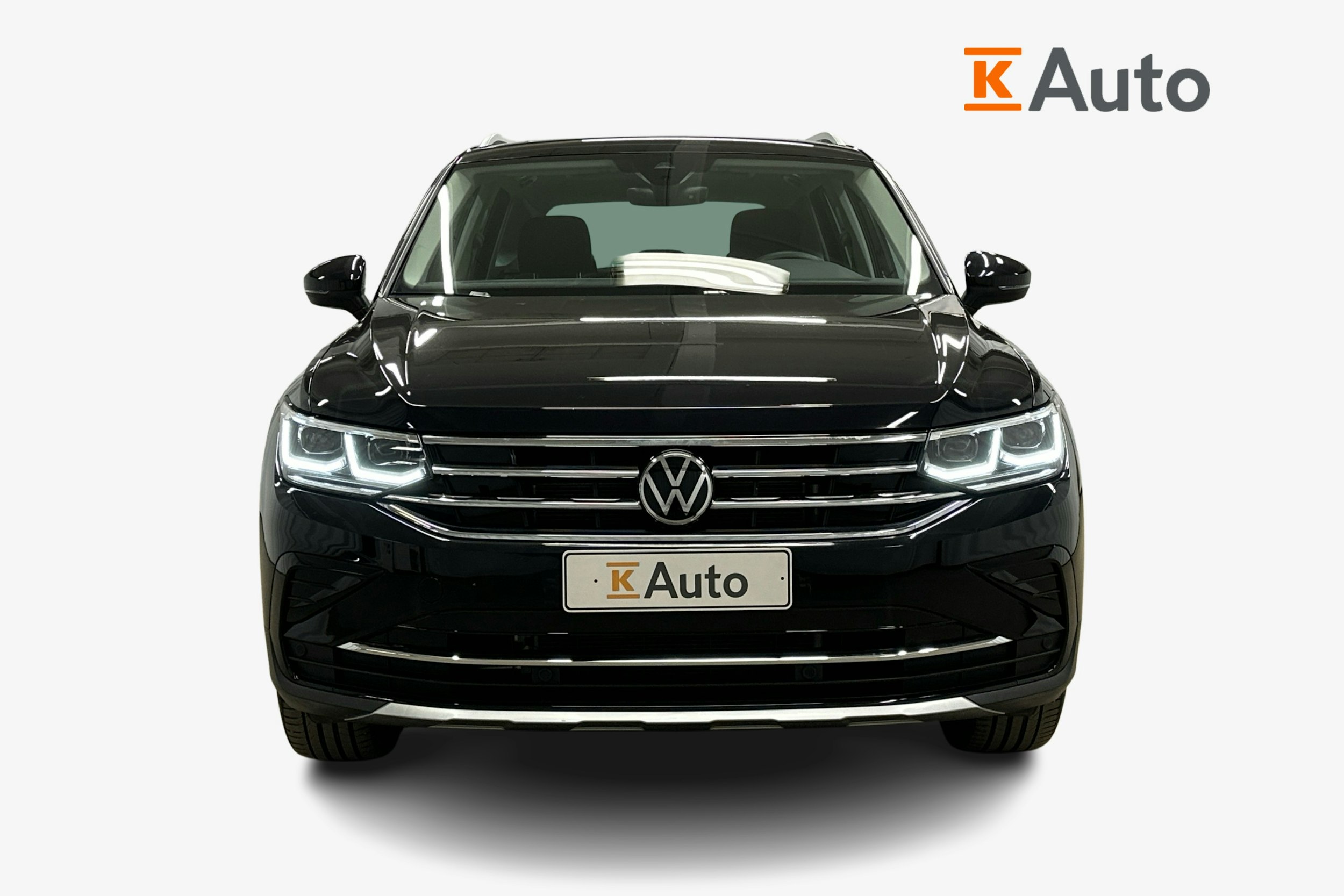 musta Volkswagen Tiguan 2022 kuva 4.