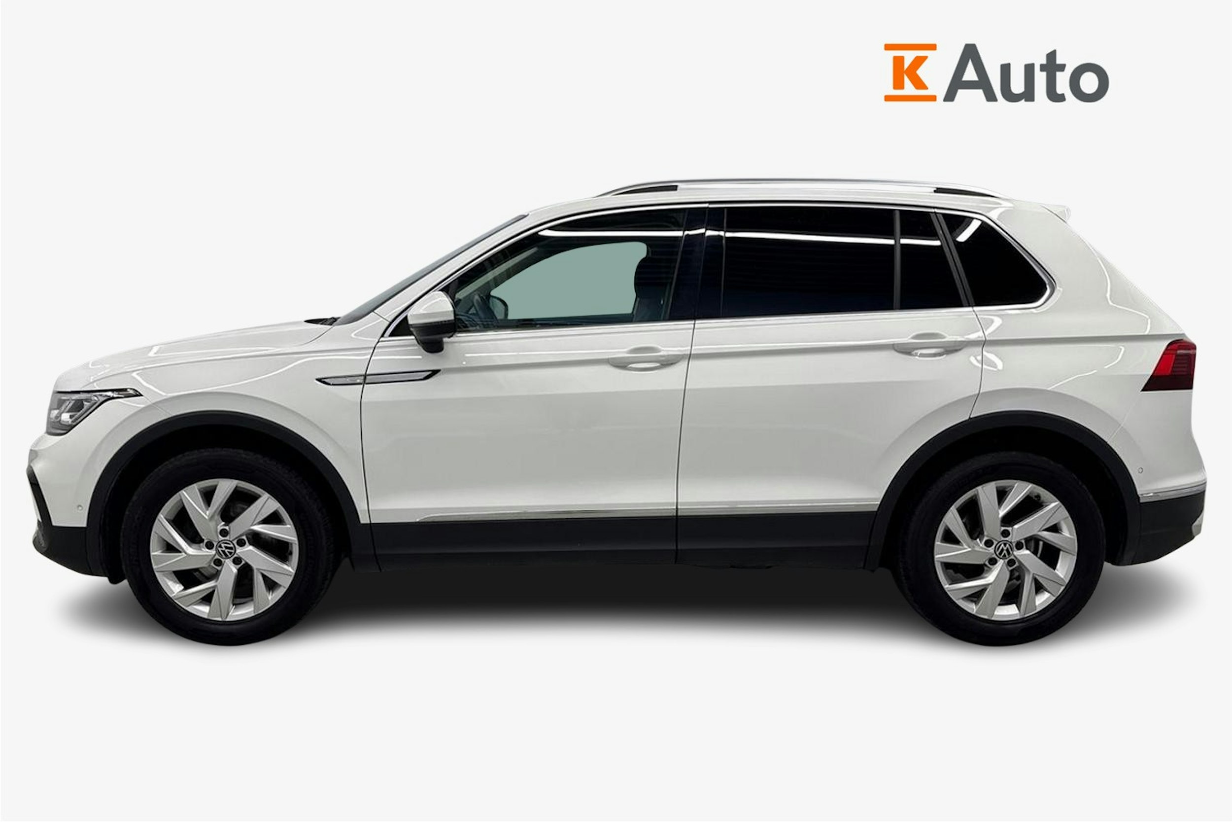 valkoinen Volkswagen Tiguan 2022 kuva 6.