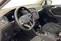valkoinen Volkswagen Tiguan 2022 kuva 7.