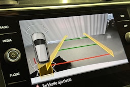 valkoinen Volkswagen Tiguan 2022 kuva 16.