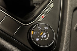valkoinen Volkswagen Tiguan 2022 kuva 19.