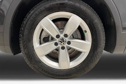 Harmaa Volkswagen Tiguan 2022 kuva 11.