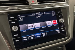 Harmaa Volkswagen Tiguan 2022 kuva 20.